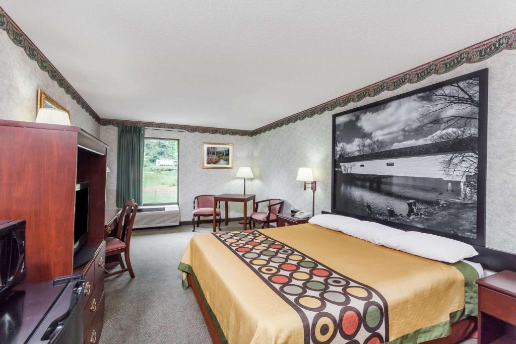 Room image 4